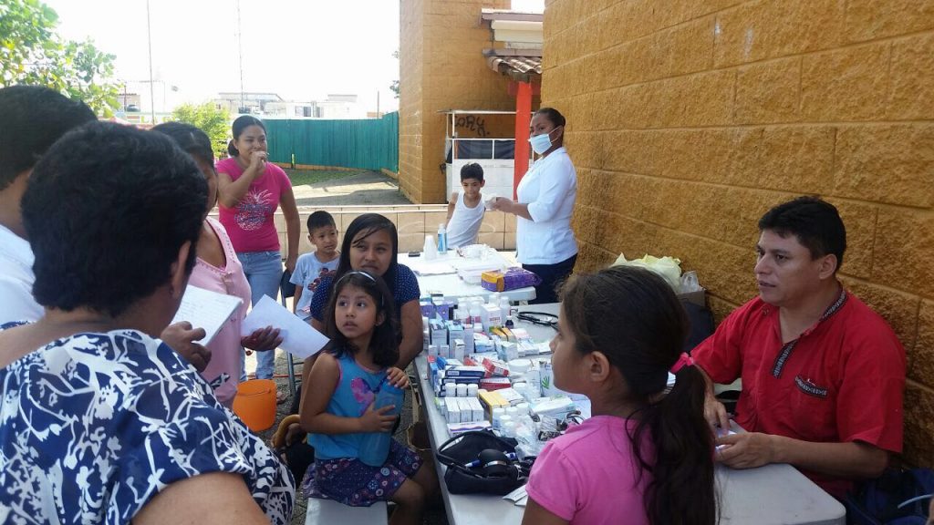 Brigadas de Fernando Huerta en colonias priorizan atención integral a familias de Tuxtepec