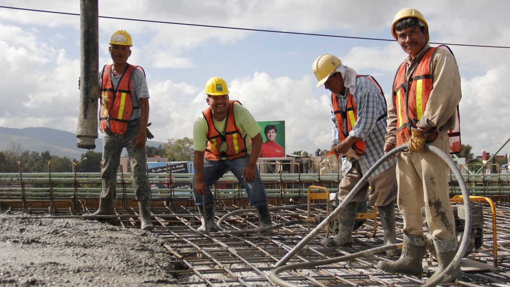 En 4 años se desplomó sector de la construcción en Oaxaca