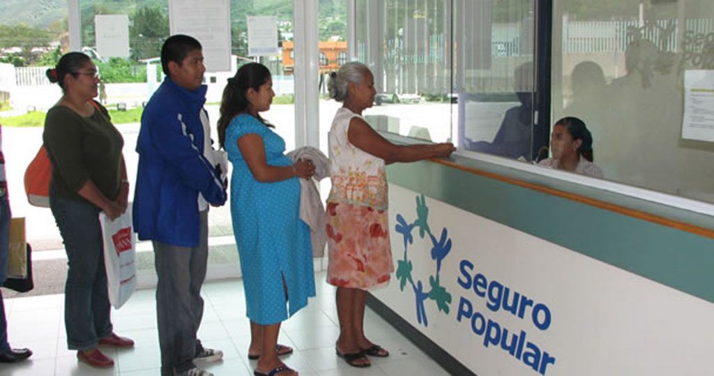 Seguro Popular desvío 900 millones de pesos de la Salud de Oaxaca, incrementó crisis de desabasto de medicinas