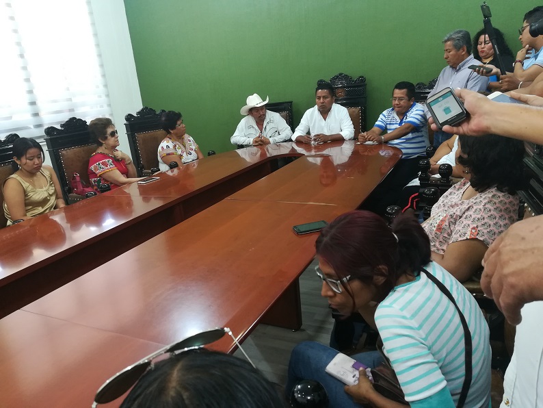 Ofreció Dávila la Comisión Jurídica de Ayuntamiento de Tuxtepec para apoyar a Mototaxistas de San Bartolo
