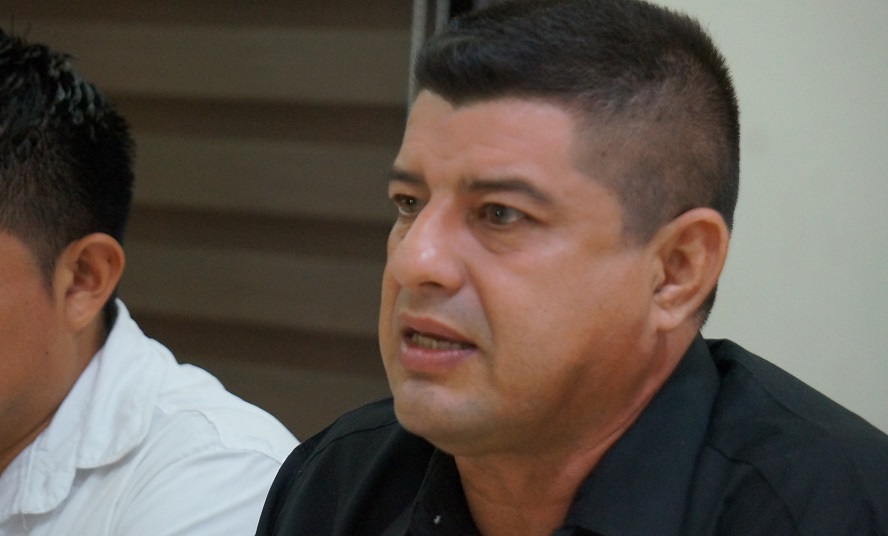 Barzón elabora iniciativa legislativa que incluye proyectos agrícolas con alternativa ecológica
