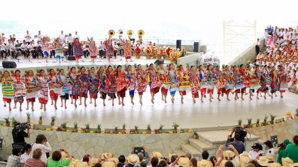 52 Delegaciones mostrarán sus bailes en la Guelaguetza 2019
