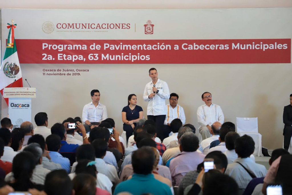 Se incorporan 63 municipios de Oaxaca al Programa de Pavimentación de Accesos a Cabeceras Municipales