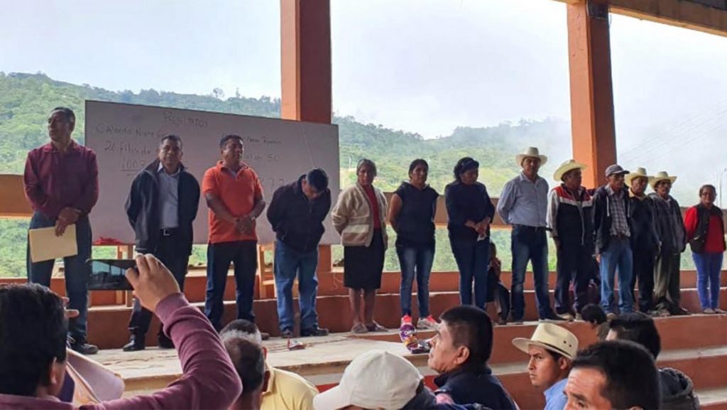 Asamblea comunitaria eligió a Alonso Nieto como presidente de Eloxochitlán, contrario al grupo Zepeda