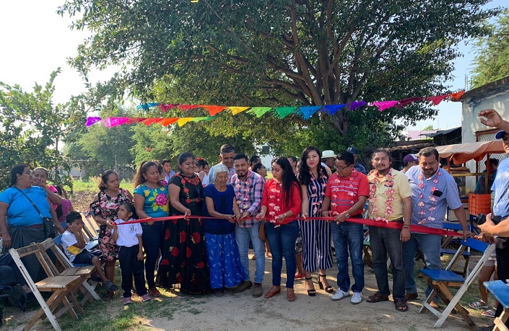 Entrega Gobierno de Juchitán obra de drenaje en callejón Ferrocarril
