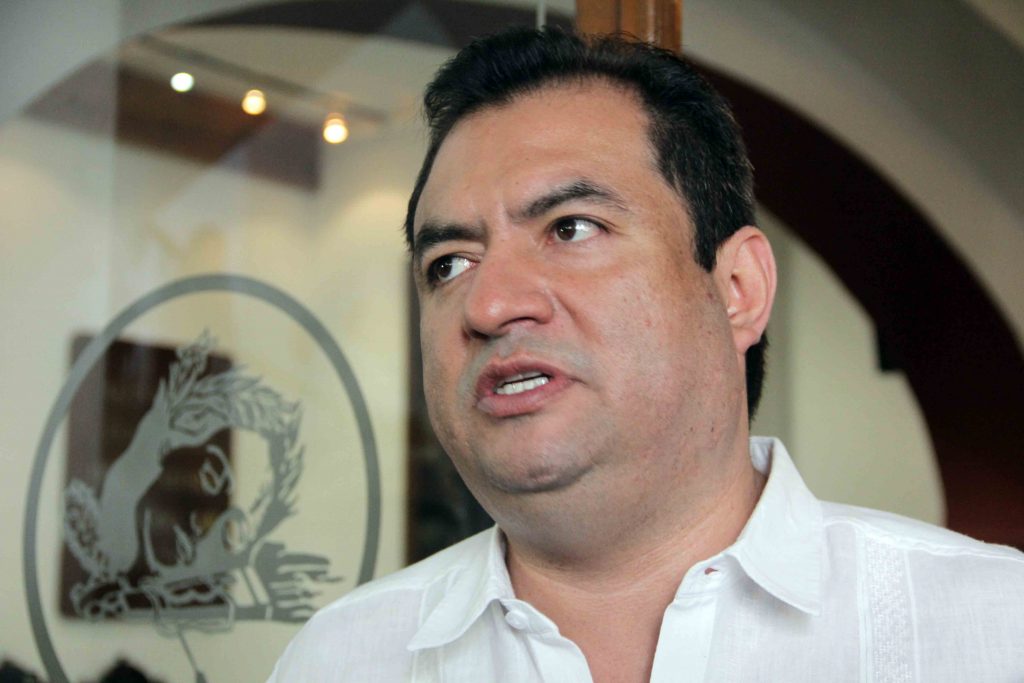 Ubican encuestas federales a edil de Oaxaca, Oswaldo García Jarquín en los últimos lugares de aprobación nacional de presidentes municipales