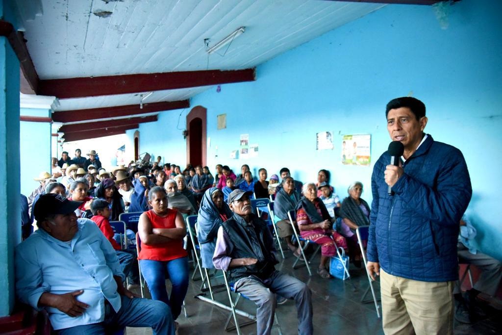 Continúa Salomón Jara recorrido en Valles Centrales