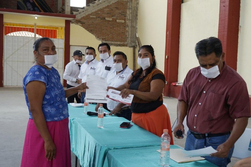Ayuntamiento de San Blas Atempa inició la entrega del programa “Sembrando Vida”