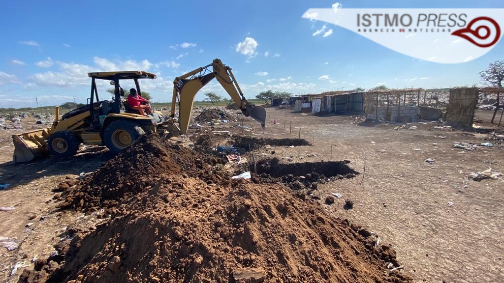 En Juchitán cavan más fosas, se incrementan muertes por Covid-19