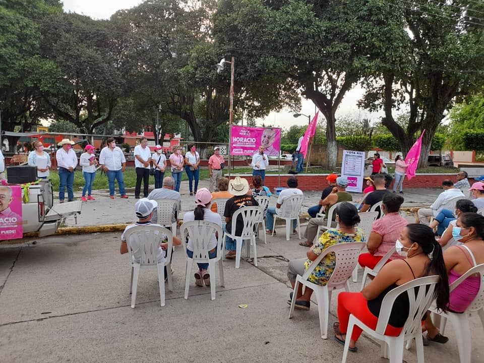 Crecen preferencias hacia Horacio Orozco tras ser el único candidato de Tuxtepec en tener Plan Rector Municipal