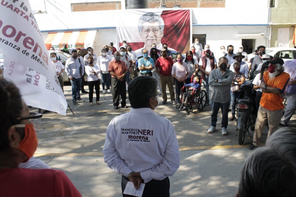 Se reunió Francisco Martínez Neri con contadores y recorrió colonia  Aleman en capital oaxaqueña