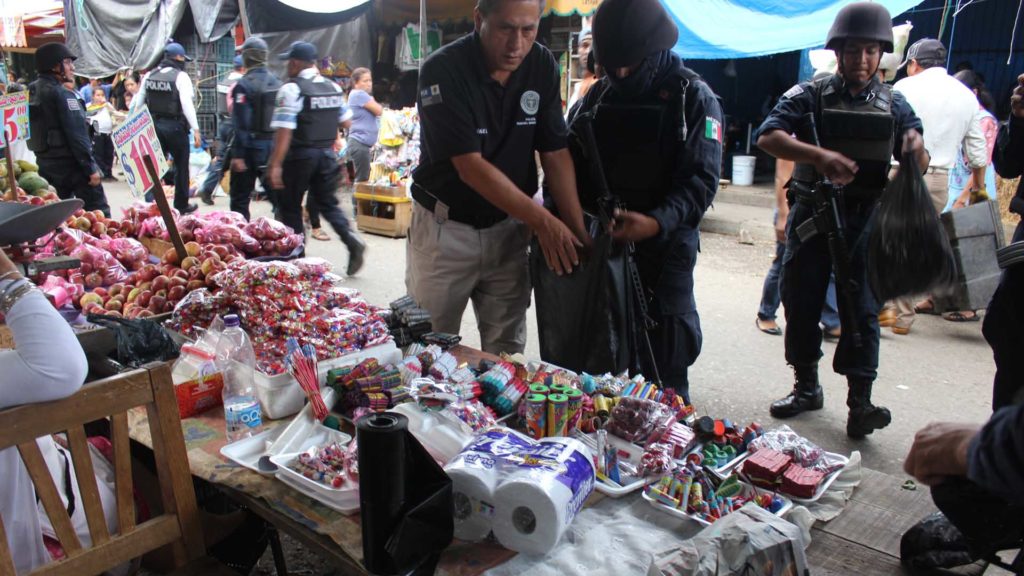 Seguridad municipal de Tuxtepec realiza acciones preventivas contra pirotecnia