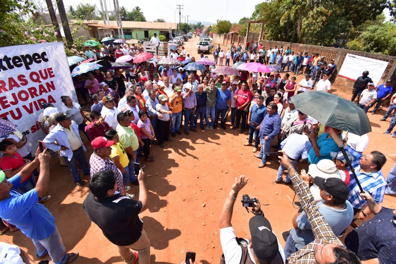 Fernando Huerta fomenta la reconciliación de tuxtepecanos en arranque de obras prioritarias