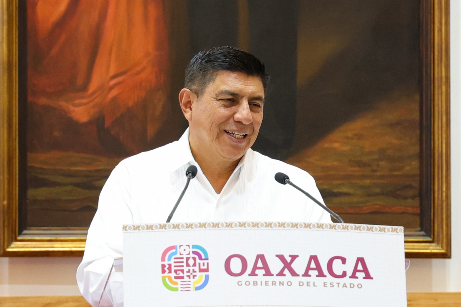 Oficializa congreso de Oaxaca simulación de revocación del mandato de Salomón Jara