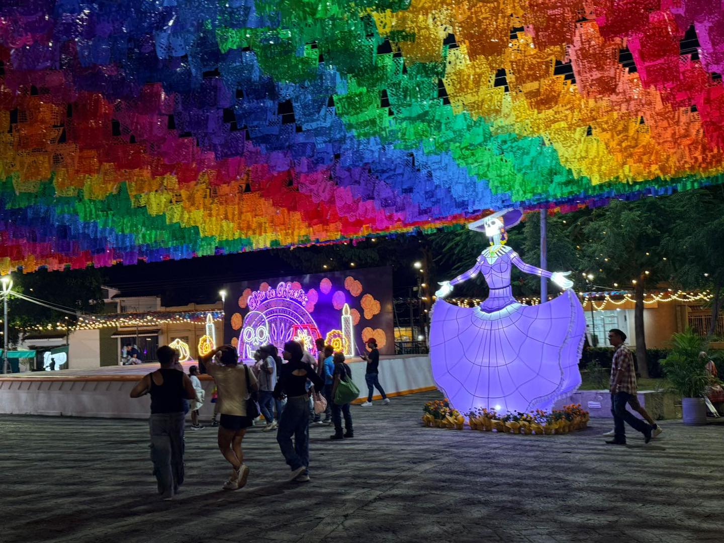 Presentan en Tuxtepec Festival de las Tradiciones de Muertos
