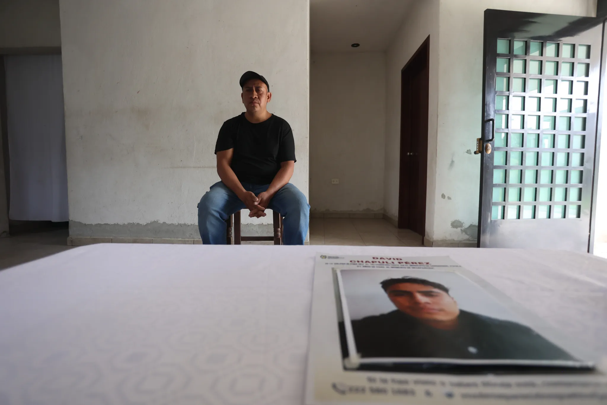 Desde empeñar sus bienes hasta perder la casa: Los costos económicos de las desapariciones