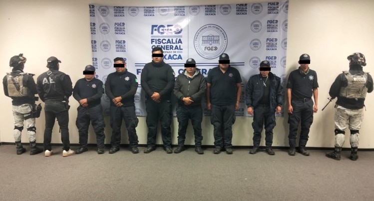 Detienen a siete policias en Panixtlahuaca por el homicidio de un niño de 10 años