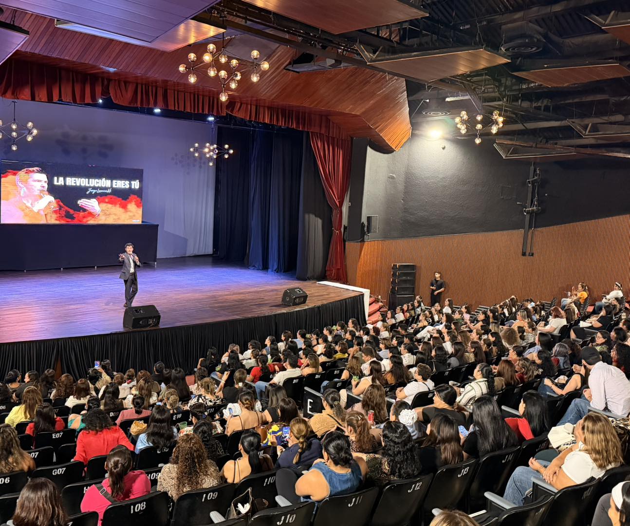 Ana Gabriela Delgado encabezó evento para fortalecer apoyo social a familias tuxtepecanas