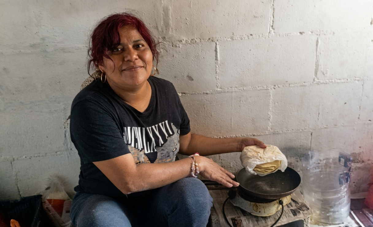 Dos metros cuadrados para soñar: La vida de Isabel, la madre colombiana que el muro detuvo en Saltillo