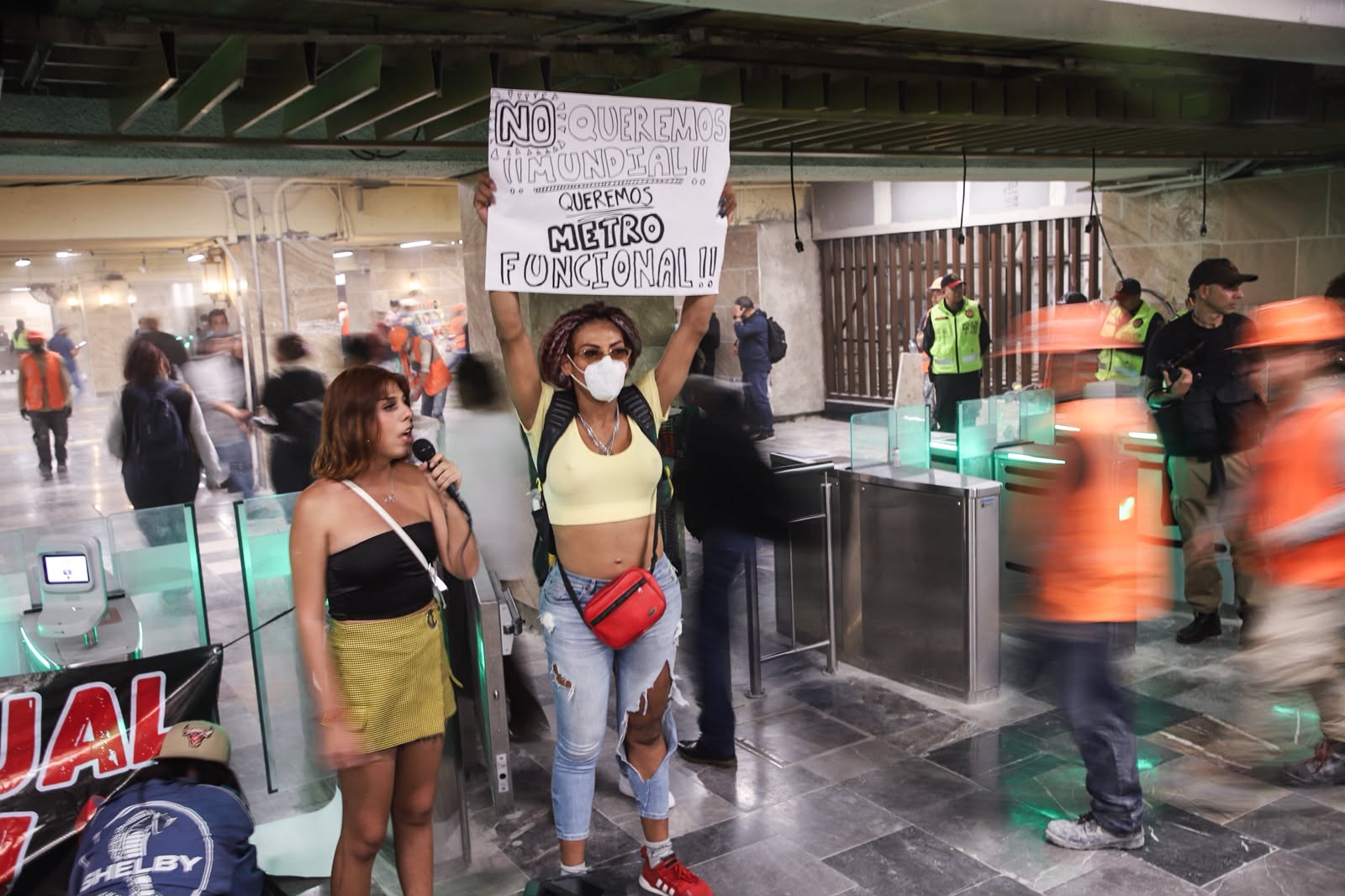 “No queremos Mundial, queremos un Metro funcional”: trabajadoras sexuales trans